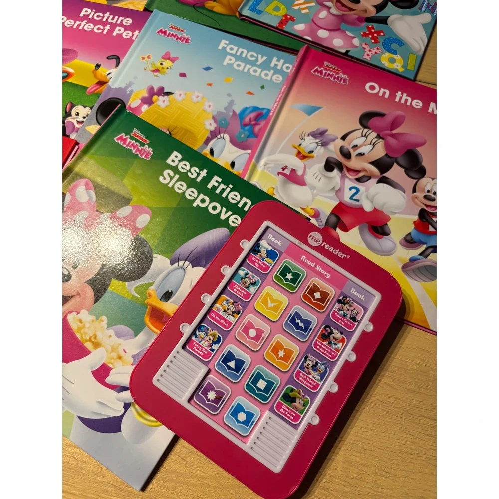 Disney Junior Minnie Mouse Me Reader Electronic Reader and 8-Book Library Set